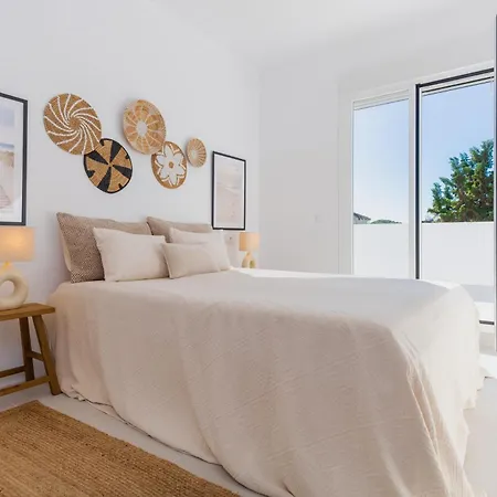 Unique Luxury Side With Heated Pool Marbella