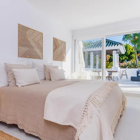 Villa Unique Luxury Side With Heated Pool